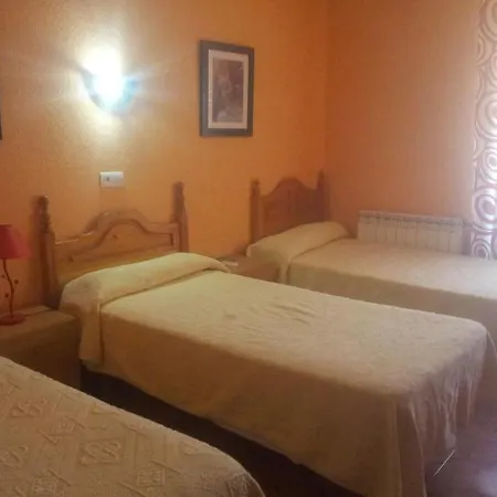Hotel Montes 2*