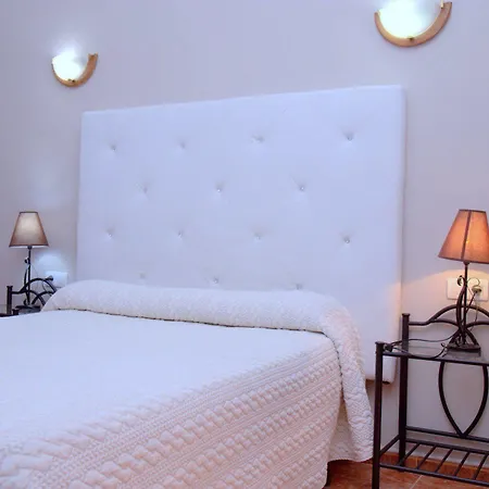 Montes Hotel