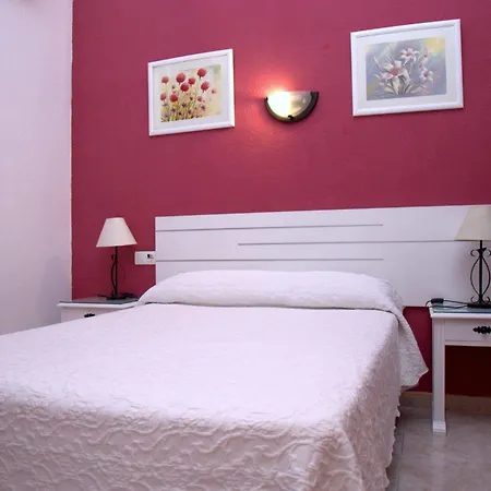 Montes Hotel